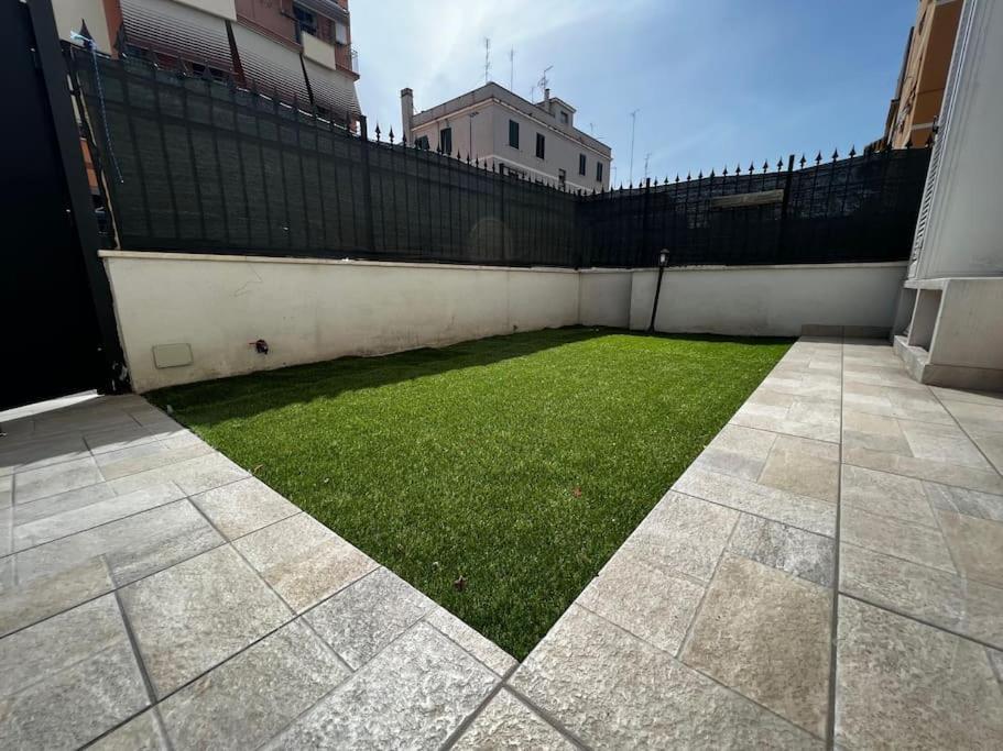 Сasa de vacaciones Cozy House With Garden In Centocelle Metro C Roma